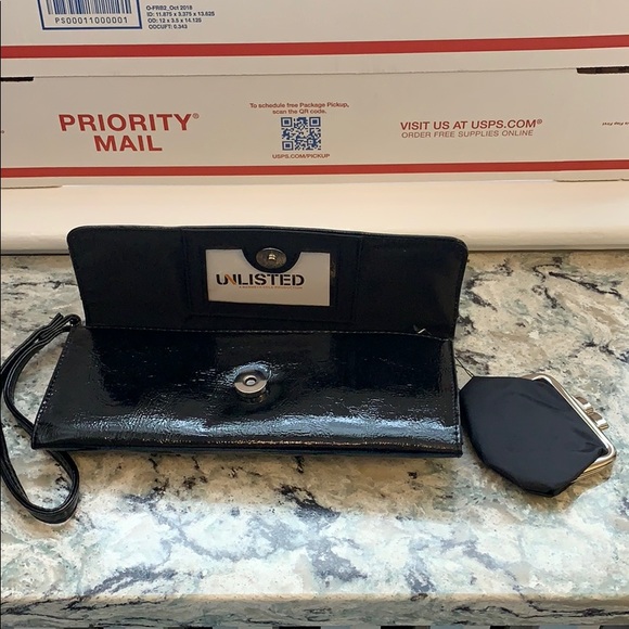 Black Patent Wristlet Wallet by Kenneth Cole-New - Picture 4 of 8